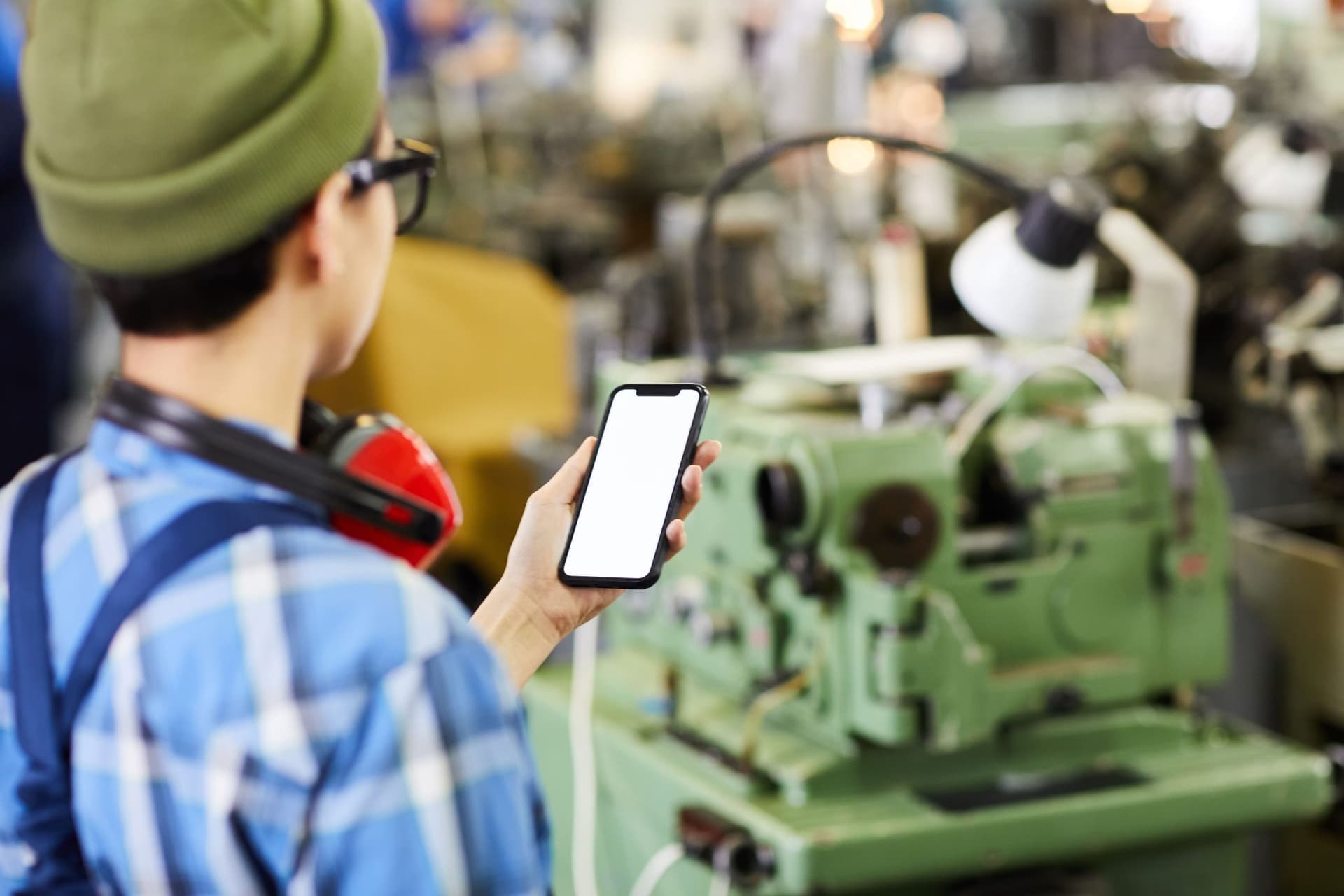 Distracted Walking Prevention: How Video Behavior Analytics (VBA) Stops the Smartphone Zombie Problem