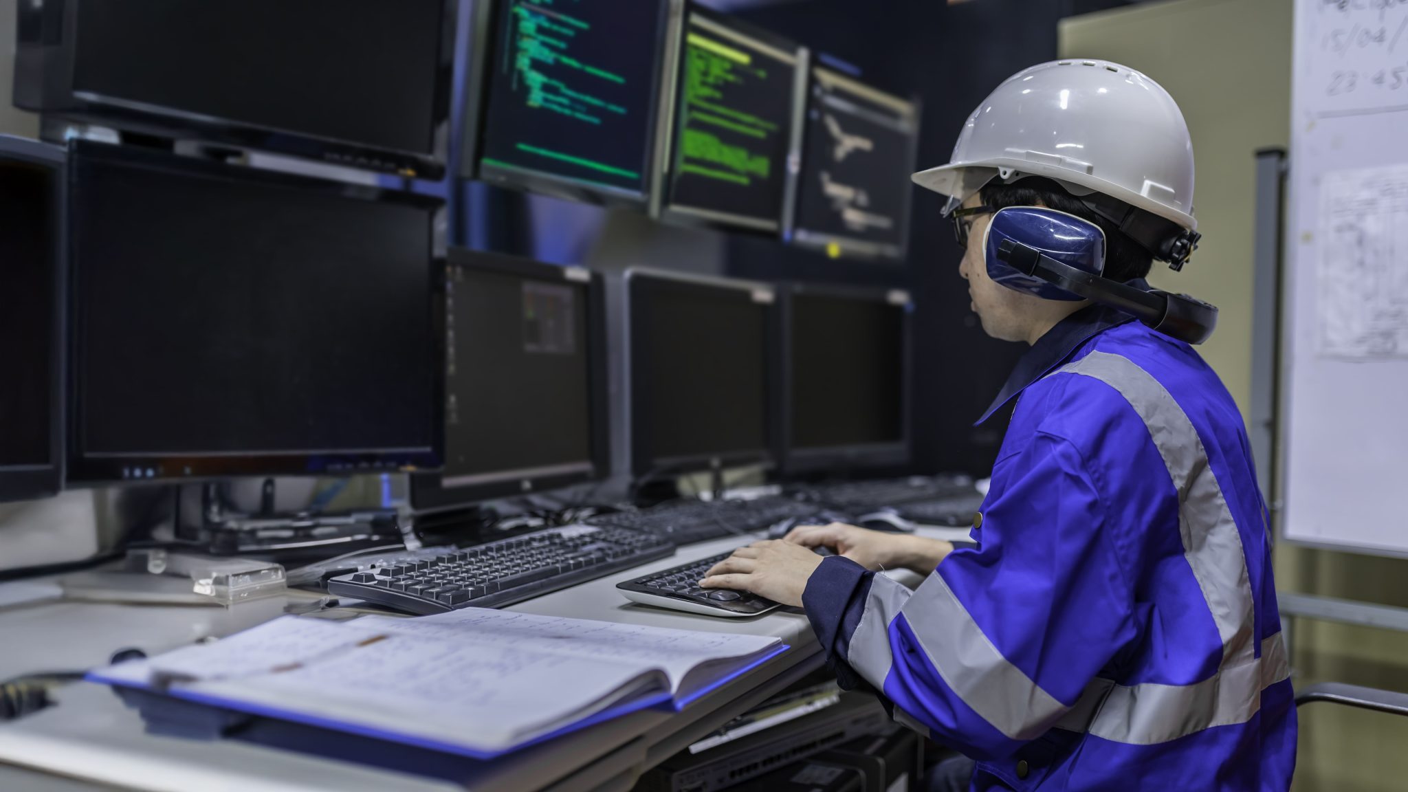 Worker monitoring safety dashboard